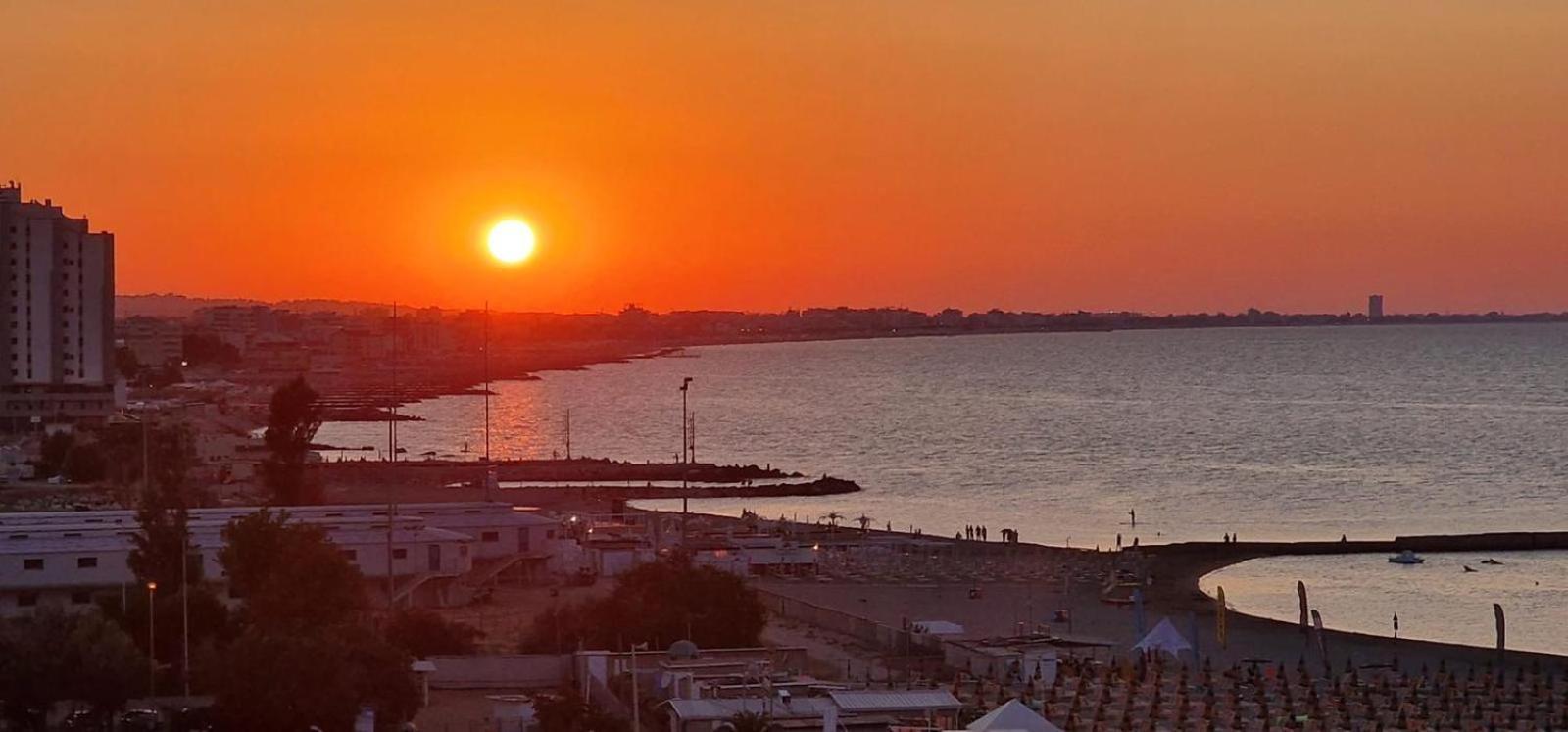 Diplomat Marine Hotel 3*