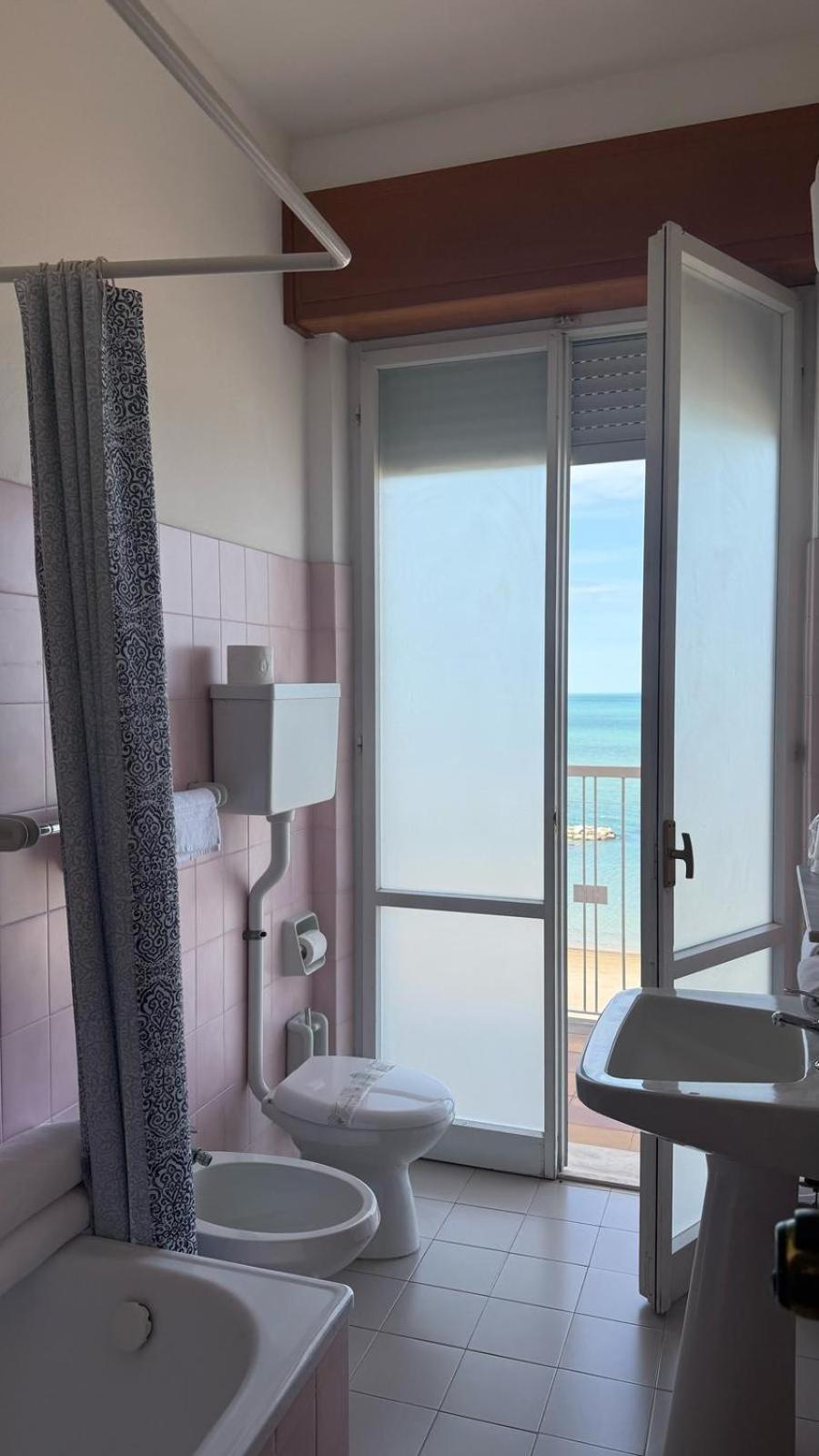 Hotel Diplomat Marine Cattolica